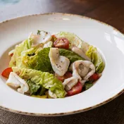 Salata me Kalamari